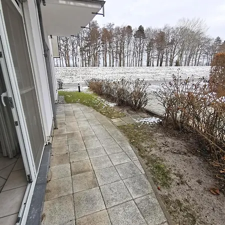 Bernsteinhaus In Familienwohnung Im Erdgeschoss Mit 2 Terrassen - Nr 2 Zingst