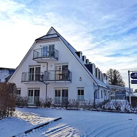 Bernsteinhaus In Familienwohnung Im Erdgeschoss Mit 2 Terrassen - Nr 2 Zingst